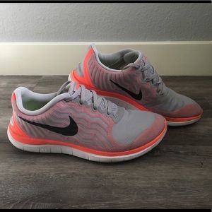 Nike Free 4.0 shoes